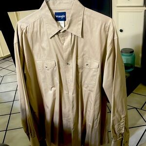 Men's Long Sleeve Wrangler Button Down